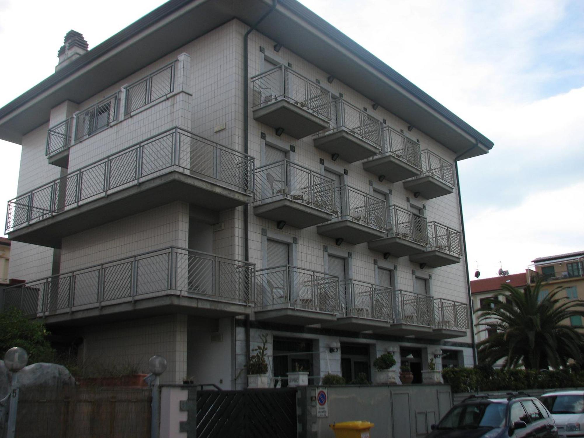 Hotel Smeraldo Lido di Camaiore Exterior foto